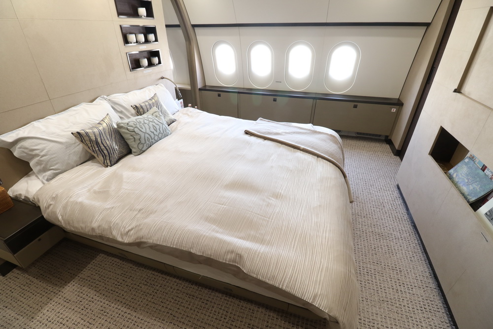 private flight on the Boeing Business Jet 787